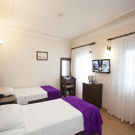 White Pearl Hotel Kyrenia  Exteriör bild